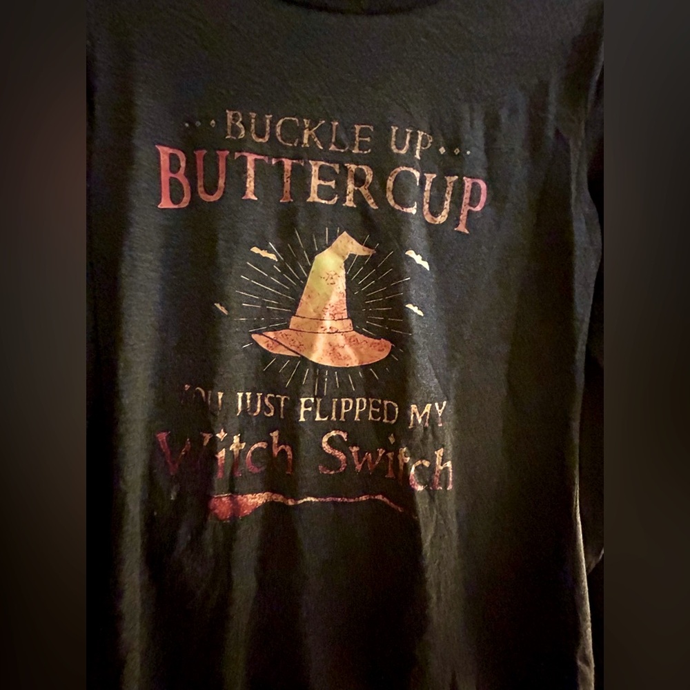 * Dark Gray Graphic Tee Witch Wiccan Theme Design SZ Medium *